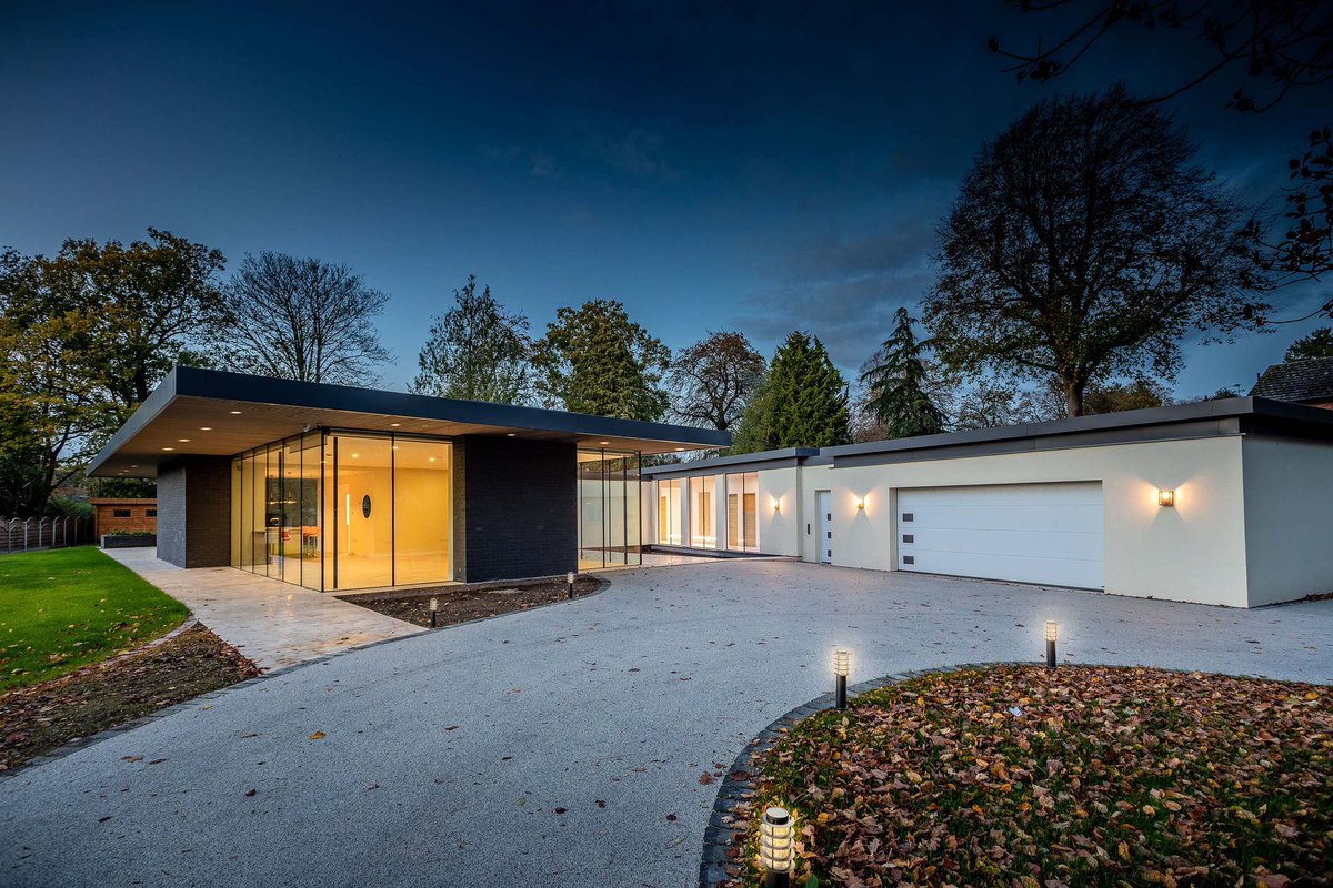 LK2_Group's tweet photo. It’s Lincolnshire #construction and #property #awards day!

We’re looking forward to an evening of celebrating all that #Lincolnshire has to offer, including one of our very own projects in the ‘residential project of the year’ category. 

Good luck everyone 🍀

#LCPA @lincscham https://t.co/GCgDGTzxYn