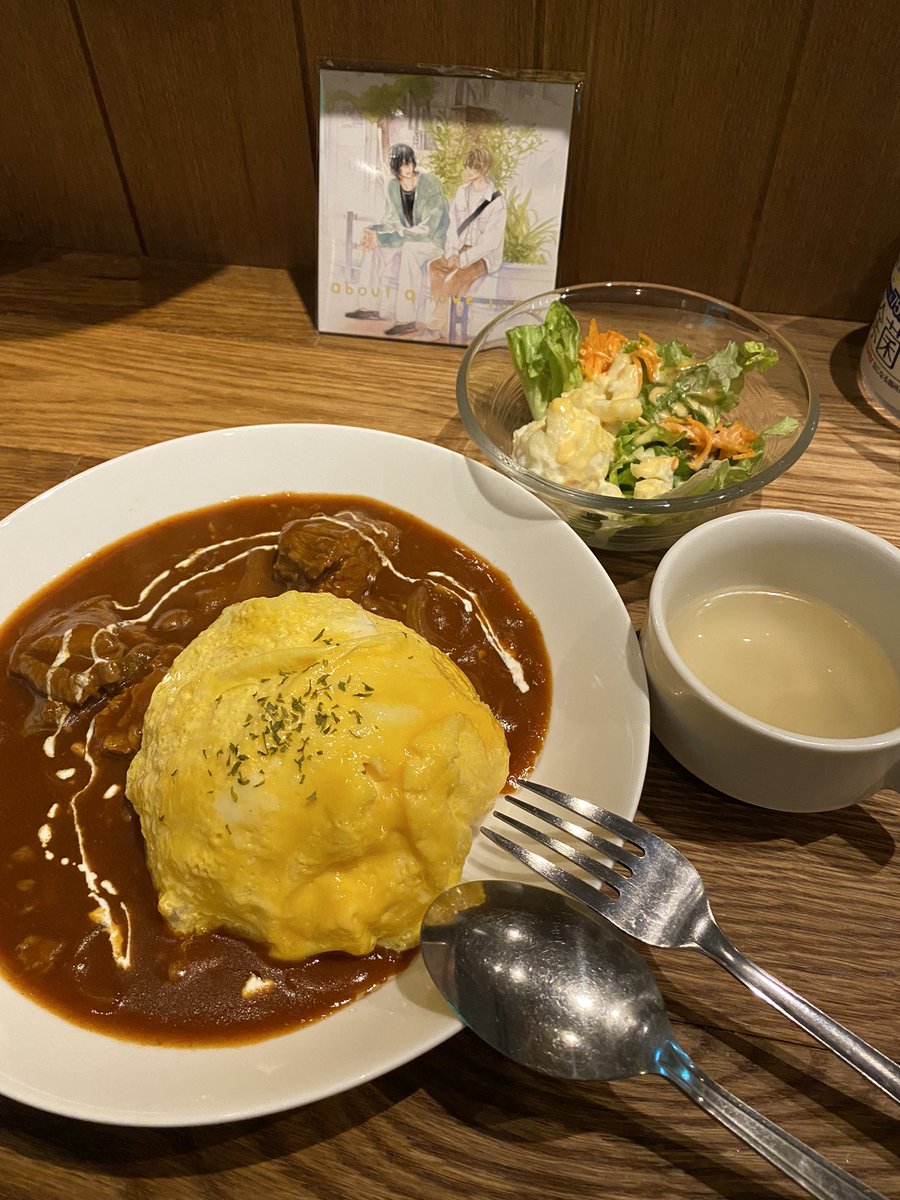 Tsuramist02's tweet photo. サニーデイサービスの曽我部恵一さん経営カフェ(レコードいっぱい!)に行きたかったんだけど、混雑していたので諦めて、こちらでランチ。また次回に行きたいな!
#アバウトアラブソング
#Lanicafe https://t.co/Ihb9H0Kpjm