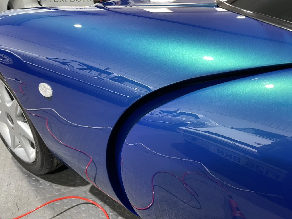perfectionvalet's tweet image. For all the negativity TVR tend to receive they certainly knew how to apply paint! 
This is original and it’s absolutely beautifully done…