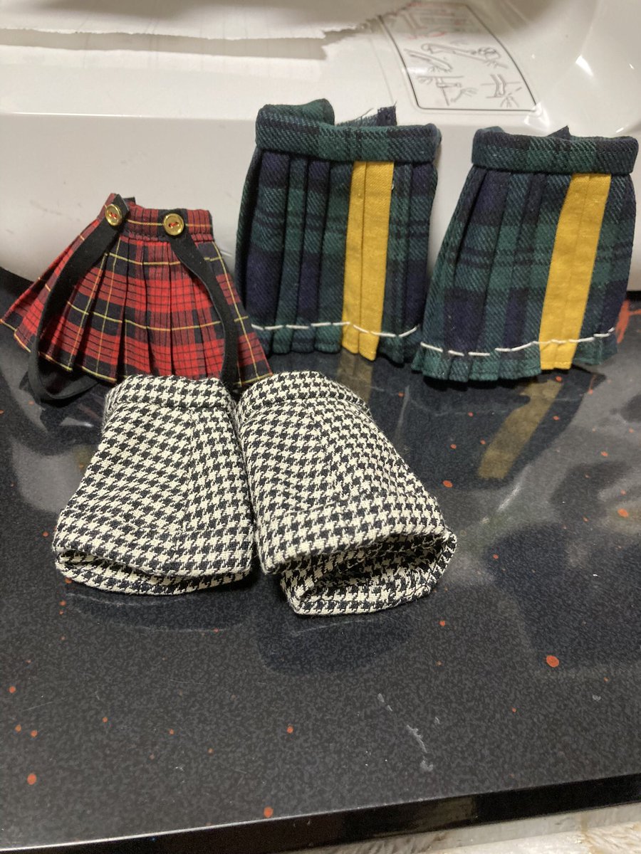 beaverokusan's tweet photo. 2月4日にドルショウお持ち帰りにボトムス足してboothに入れたいと思っています。Harmoniaシリーズサイズです。圧倒的にボトムスがお迎えされる問題に悩む
#ds68
#Harmoniabloom https://t.co/Z2msnWQIKq