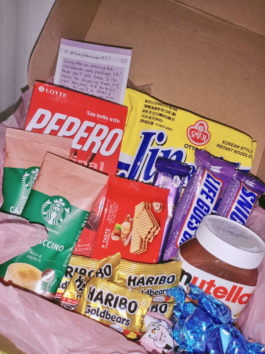 _bngtxt's tweet photo. ˚⊹✧#ellyCARTMAILS✧⊹˚
My Christmas care package is here na. Thank you so much po ulit sa GA, @RYcollectsbts. Happy tummy nanaman ako hihi! 🥰🫶🏻
#rycbulletproof https://t.co/0E4UBZd9LZ