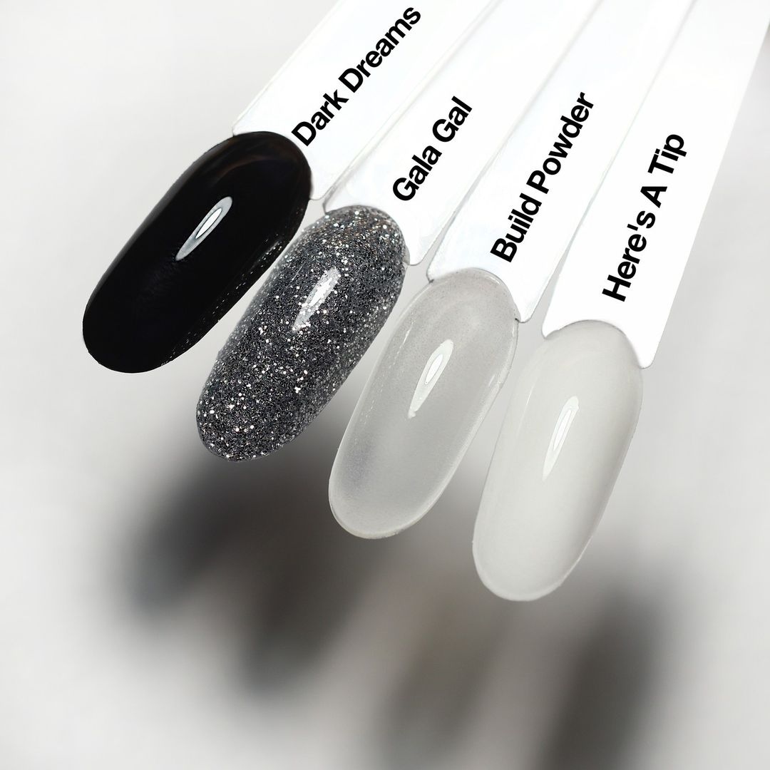 shopnailboo's tweet photo. Which shade is your fav from this collection?
♣️ #DarkDreams
🌟 #GalaGal
🦢 #HeresATip
💪 #BuildPowder https://t.co/uNUXgGRqmP