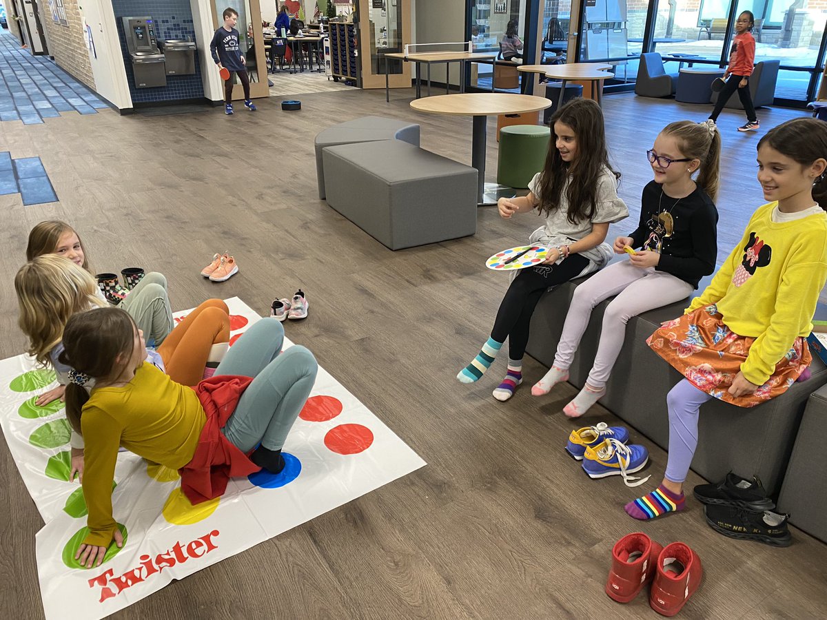 We had the best day EVER during #GlobalDayofPlay! <a href="/CCE_Comets/">Clay Center Comets</a>