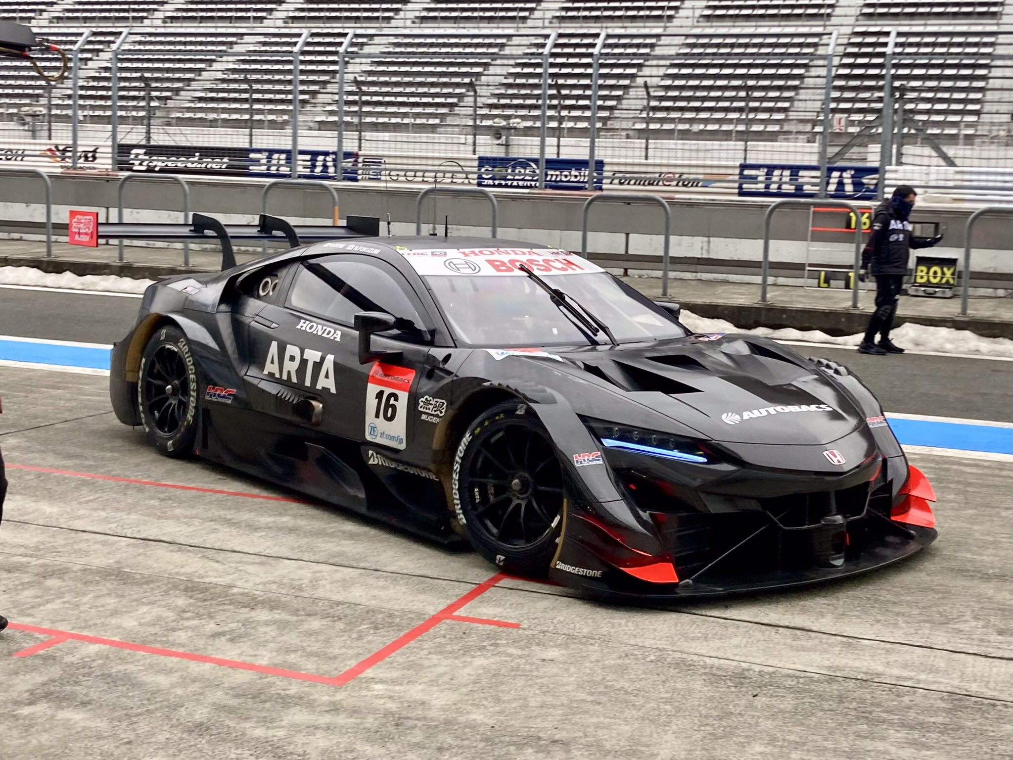 8 ARTA MUGEN NSX-GT Wins a Stormy Race | Honda.Racing