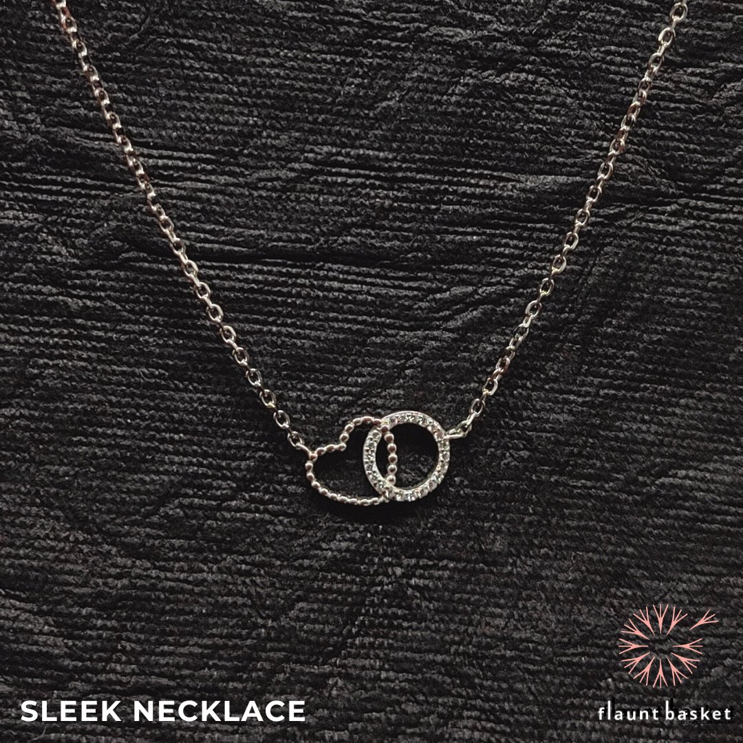 BasketFlaunt's tweet photo. Designer Silver Sleek Chain.
Price 1050/-
Crafted by 92.5 Pure Silver.
Comes With Flaunt Basket Silver Authentication Certificate.
Website:- https://t.co/kh7N8dfWD2
#trendingjewellery #925puresilver
#womensfashion #style #womenswear
#silverjewellery #womenbracelet https://t.co/8lnR9onVlG