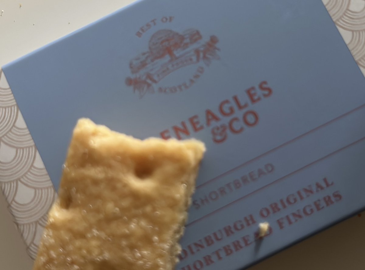 m66sdd's tweet photo. @Gleneagleshotel this is the best ever shortbread I need more in my life 😋 https://t.co/sxFUgkRV5Y