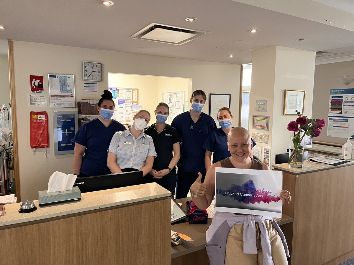 Jenny_Metri's tweet photo. Today I finished chemo . I’m cancer free .
Thank you for all your prayers and support .
اليوم طويت صفحة الكيمو والصورة طلعت نضيفة. أنا رسميًا شفيت من السرطان . شكرا لكل حدا دعمني بكلمة حلوة وبصلاواته #cancersurvivor https://t.co/GlJDUKAkXU