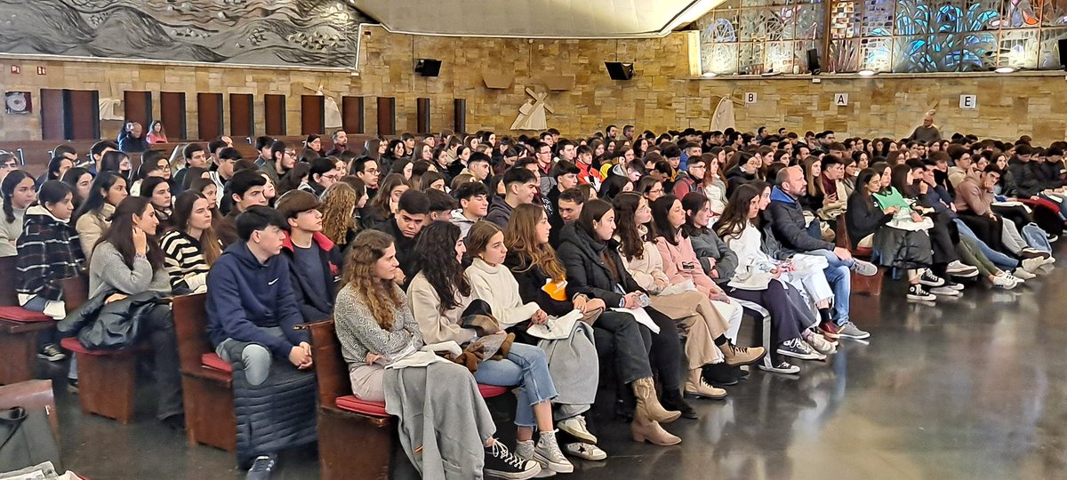 Fac_CienciasUCO's tweet photo. 🗣📷 Visita 31 de enero | 
Jornadas de Introd. al Laboratorio Experimental de Física, Química, Ciencias de la Vida y Medio Ambiente 2023 #ExperimentaLAB 🧫🥼🧪
GRACIAS 🙏🏻 
@institutoMEDAC 
@beticamudarra @iesfidiana
@fdemartires @ElCarmenCole
@IES_FernandoIII 
@EFATorrealba https://t.co/n0n3nTA4WJ