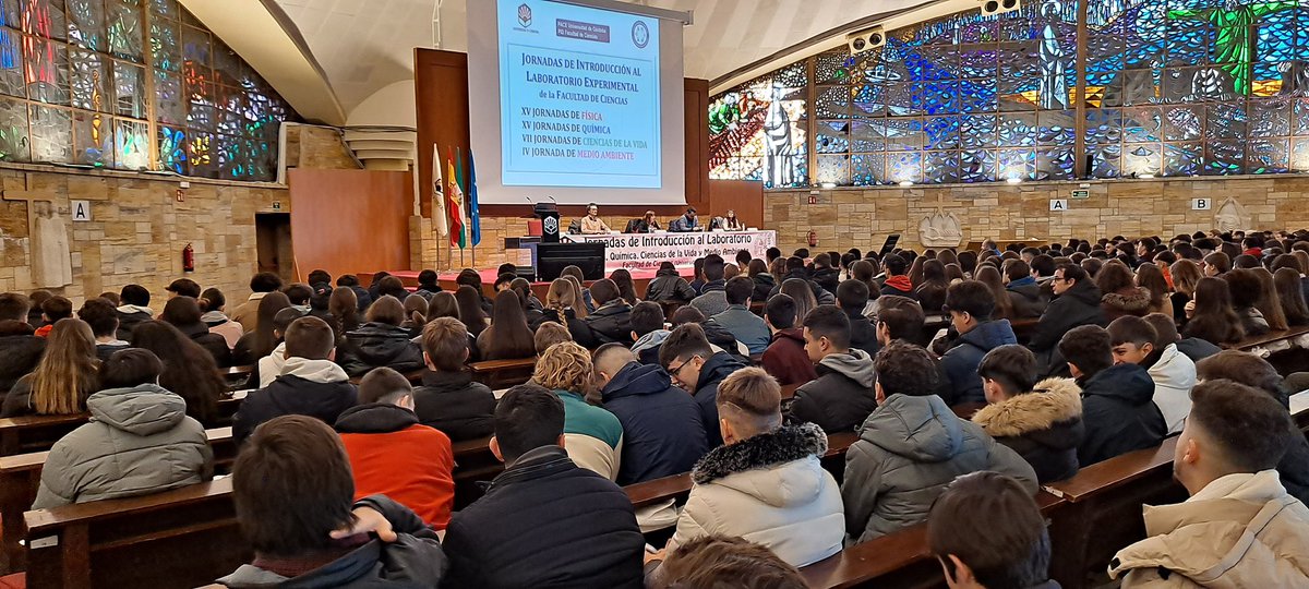 Fac_CienciasUCO's tweet photo. 🗣📷 Visita 31 de enero | 
Jornadas de Introd. al Laboratorio Experimental de Física, Química, Ciencias de la Vida y Medio Ambiente 2023 #ExperimentaLAB 🧫🥼🧪
GRACIAS 🙏🏻 
@institutoMEDAC 
@beticamudarra @iesfidiana
@fdemartires @ElCarmenCole
@IES_FernandoIII 
@EFATorrealba https://t.co/n0n3nTA4WJ