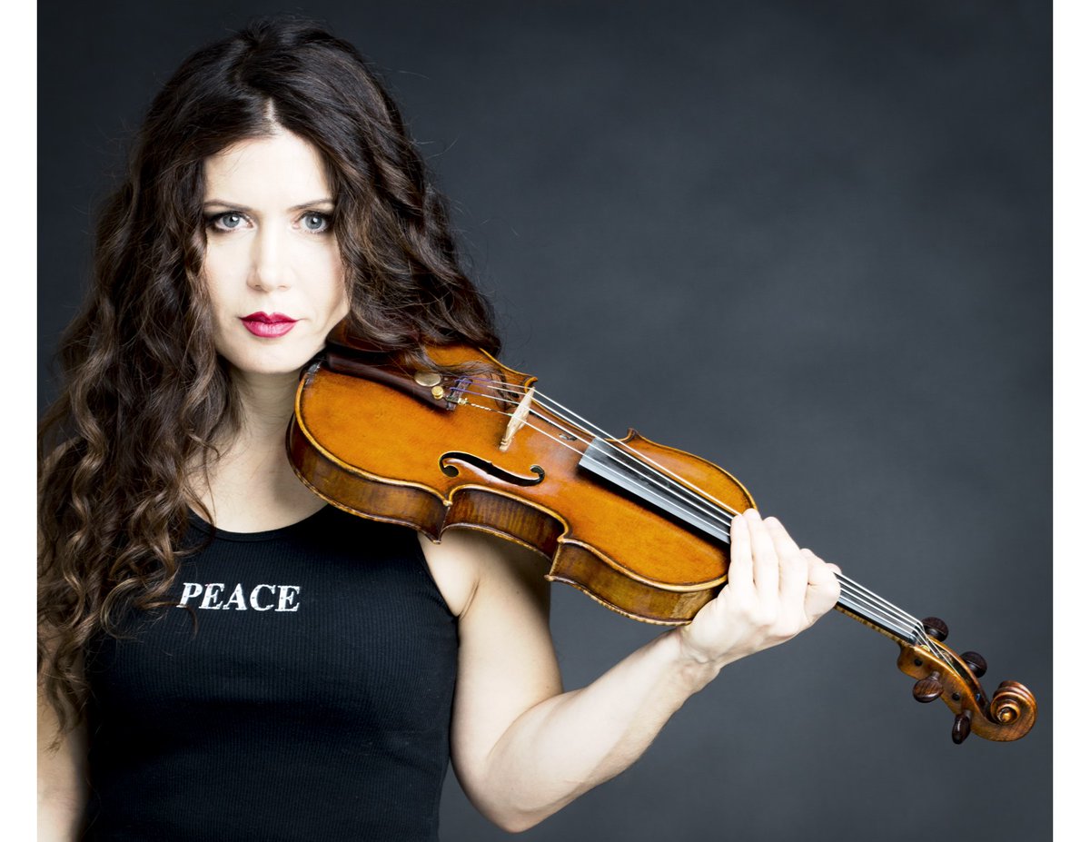 SyncReport's tweet image. 400 million people have heard #GRAMMYs winner @LiliHaydn's music on @netflix hit show #ginnyandgeorgia &amp;amp; @PrimeVideo's Transparent . 
Her films incl. "Anita" &amp;amp; "RUTH: Justice Ginsburg in Her Own Words"

Listen to our conversation with Lili now: tinyurl.com/TSRLiliHaydn