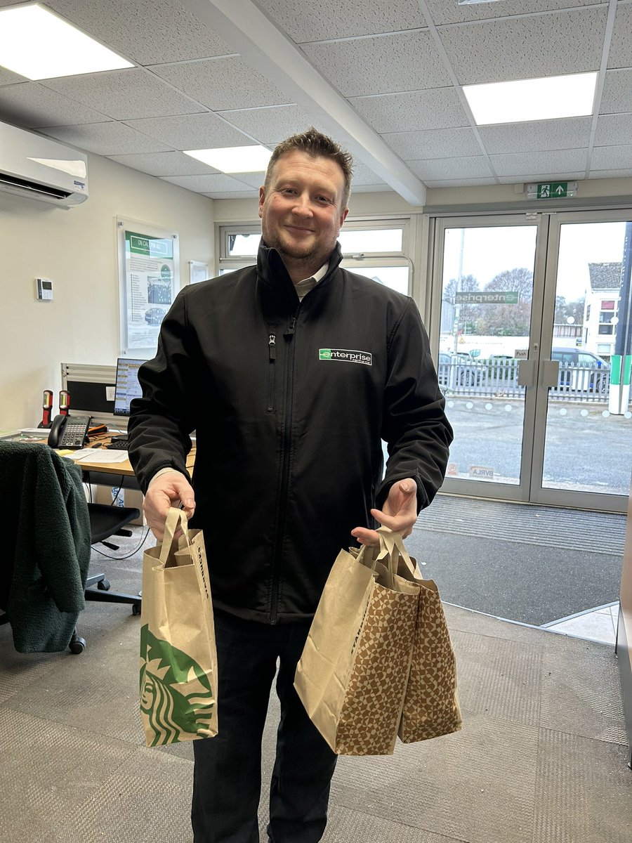 Shaina Salan tweet media