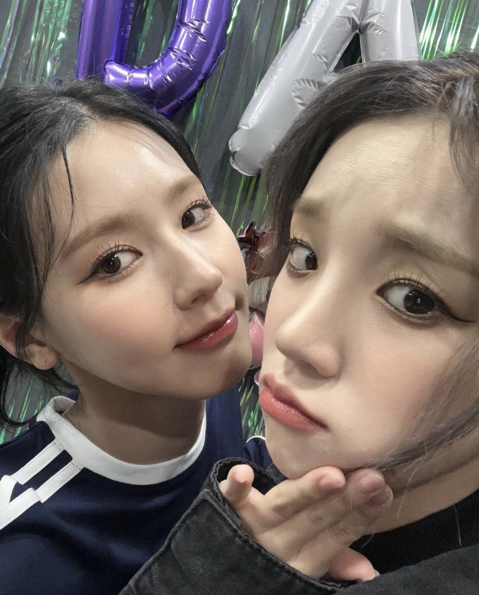 Yuqi_mp4's tweet photo. 미연 인스타 속 #우기
분금치의 축복이 끝이 없구나..💕 https://t.co/x93uCaQdiK