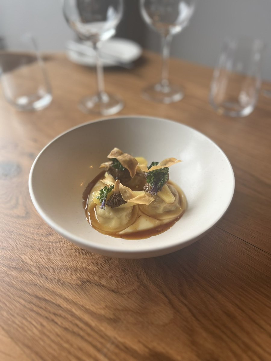 New to our menu this week we have duck ravioli, parsnip, quince &amp; chanterelles. Tables available throughout the week. 

craftrestaurant.ie/reservations/
