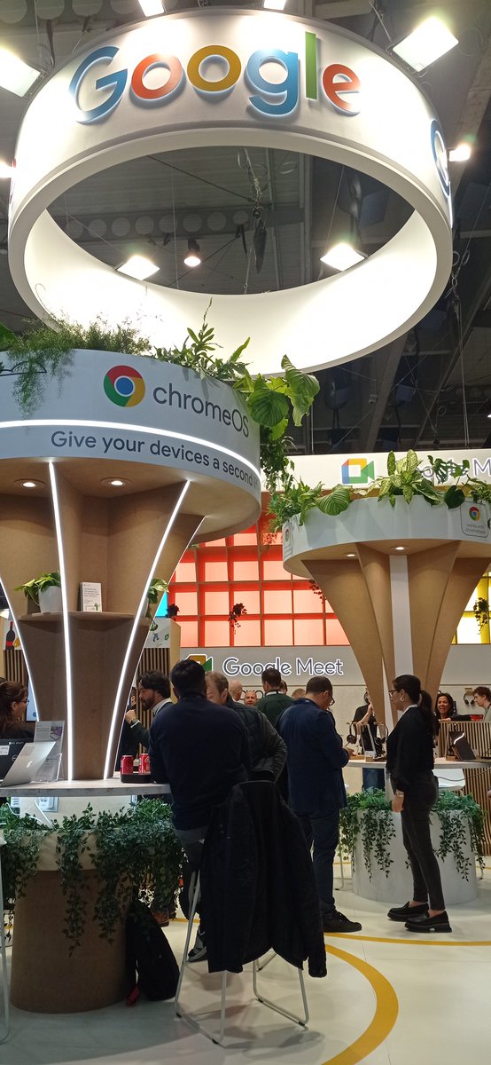 wearecollage's tweet photo. Explorando nuevas tecnologías para nuestros eventos en la feria #ISE2023 😊🔉📽️📲 #events #eventos https://t.co/wbw3EFEyQL
