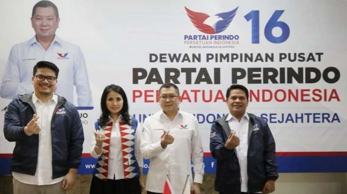 FaqihArba's tweet photo. Beliau merupakan yang sangat peduli dengan rakyat.
#PerindoPacuLapanganKerja
Hary Tanoesoedibjo https://t.co/Hpj7PUavXo