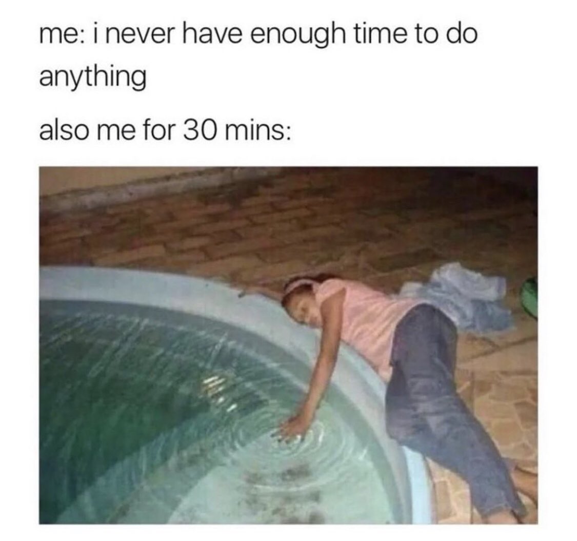 kytursii's tweet photo. The struggle is real https://t.co/qEjzfM58PL