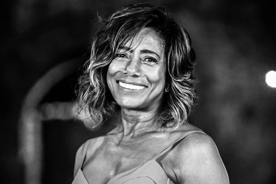 Corinthians's tweet image. O Brasil hoje perde uma grande mulher e comunicadora brasileira. 

O Sport Club Corinthians Paulista deseja os mais sinceros sentimentos aos amigos, familiares e fãs. 

Descanse em paz, Glória Maria! 🖤