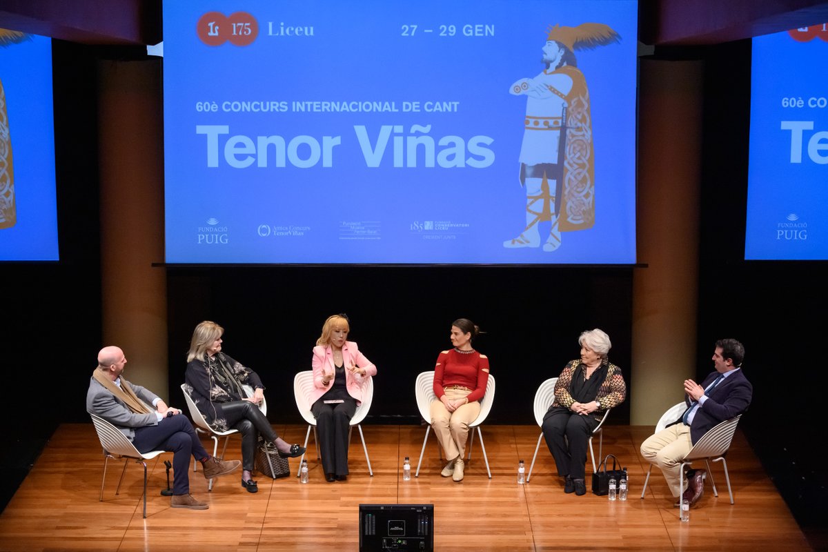 The panel session 'Les sopranos lleugeres, reines del Bel Canto' took place last Saturday in the Foyer of the Gran Teatre del Liceu and was attended by June Anderson, Luciana Serra, Sumi Jo and Serena Sáenz. #tenorvinas60