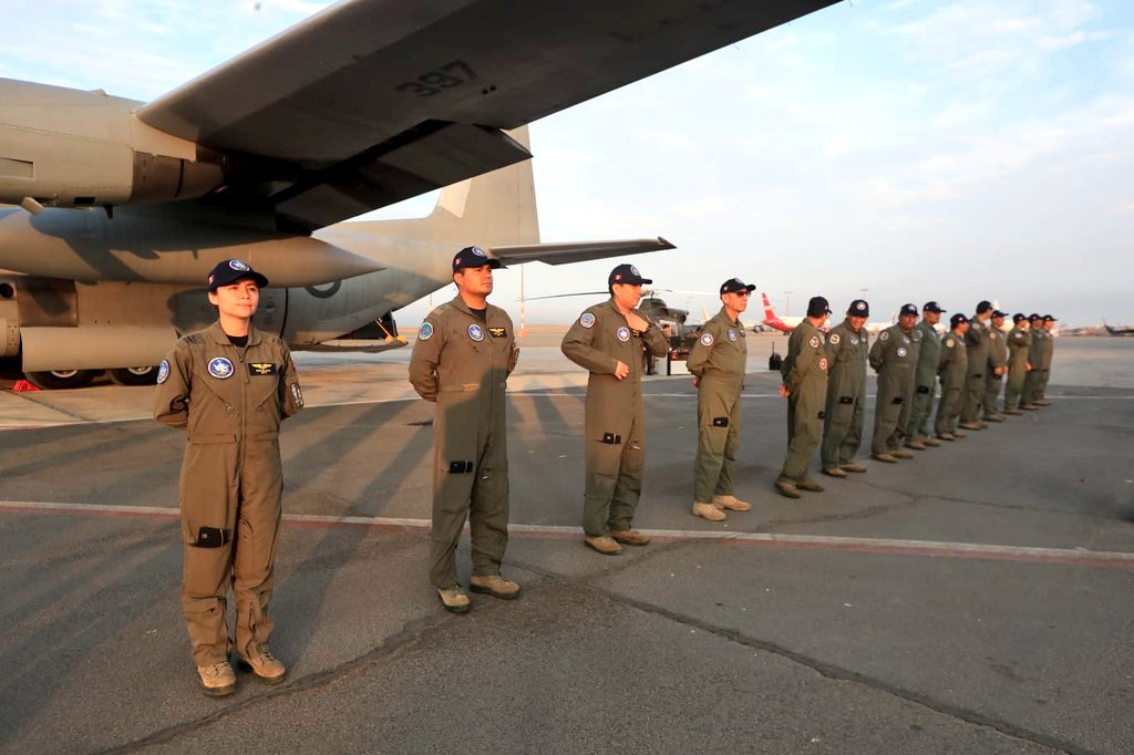 📸Desde el Grupo Aéreo N° 8, el ministro <a href="/JChavezCresta/">Jorge Chavez Cresta</a> preside ceremonia de despedida de la expedición <a href="/fapperu/">Fuerza Aérea del Perú</a> que integrará a la vigésimo novena campaña del Perú al continente Antártico (ANTAR XXIX), que durará 70 días, de los cuales 35 será de navegación y 35 de investigación