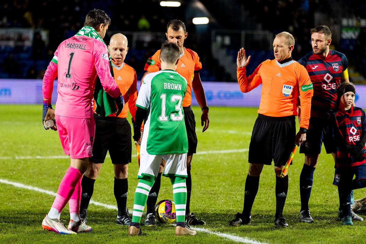 @HibernianFC @MatthewHoppe9 @Bartercard My son looked after the number for you on Tuesday night. Welcome to the Hibees 🇳🇬