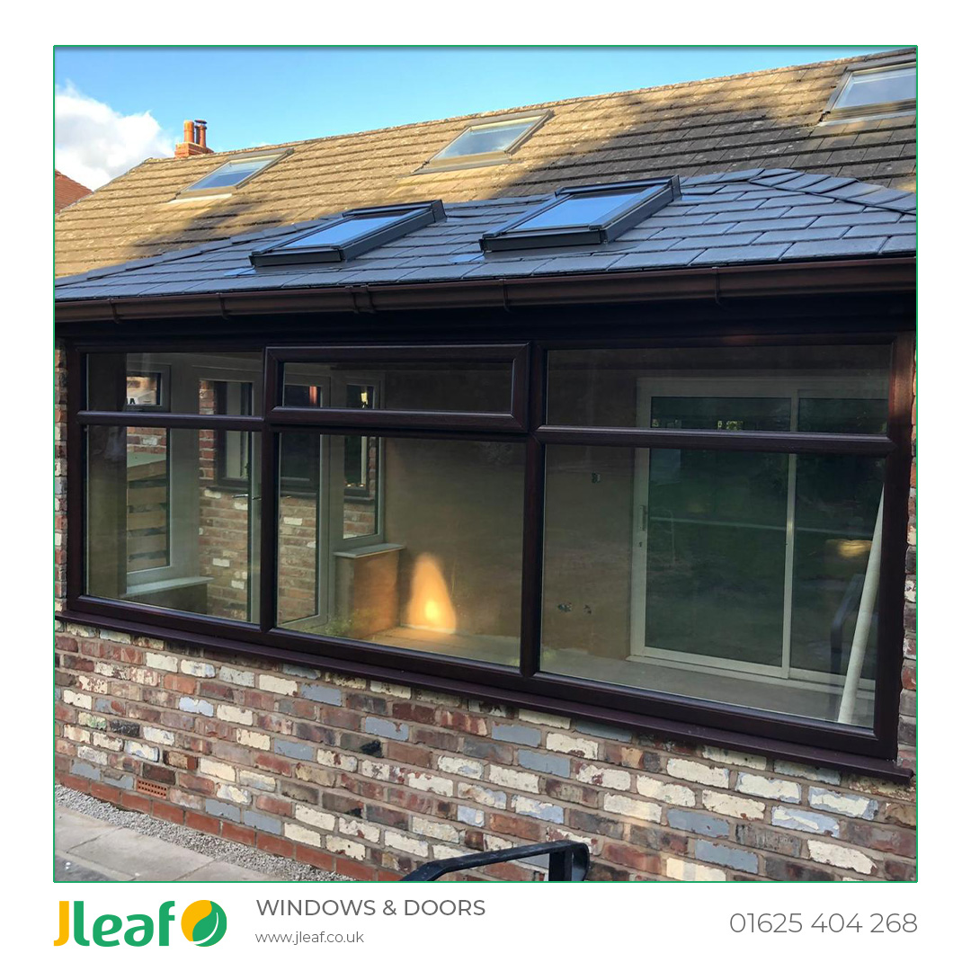 JLeafUK's tweet photo. Orangery Complete ✅

Featuring a grey tiled roof and rosewood on white frames.

Contact us for your free quote - https://t.co/CUwLxdMkEH
.
.
.
#manchester #cheshire #stockport #macclesfield #windowinstallation #window  #orangery #roof #homeimprovement #bramhall #wilmslow https://t.co/KpzhPxMnrf
