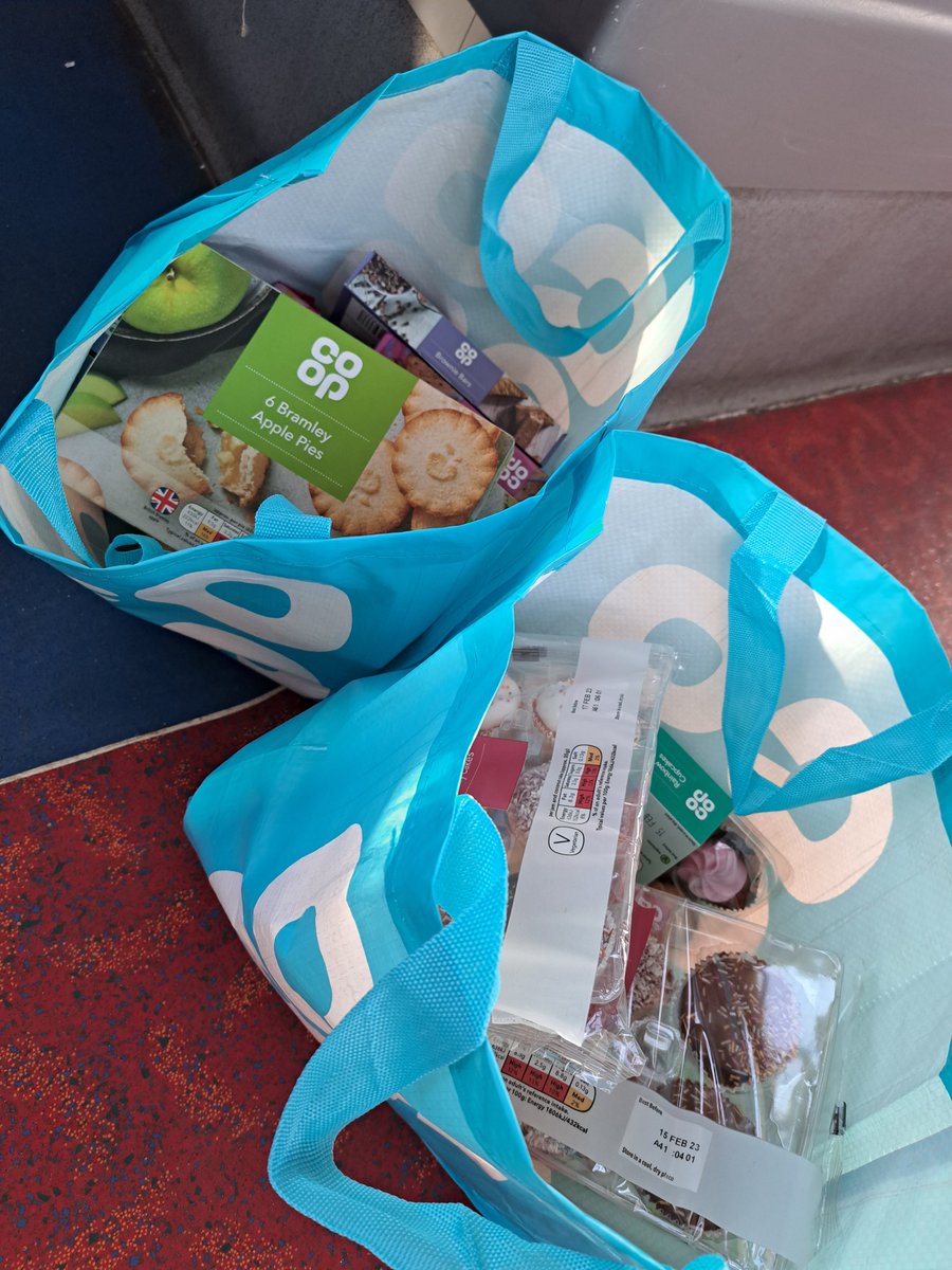 mnessexmind's tweet photo. Huge thank you to @coopuk for donating some delicious goodies to the #ChattyBus today with @hedinghambuses for #TimetoTalk!
#thankyou #timetotalkday #mnessexmind https://t.co/shZCMVDBZu
