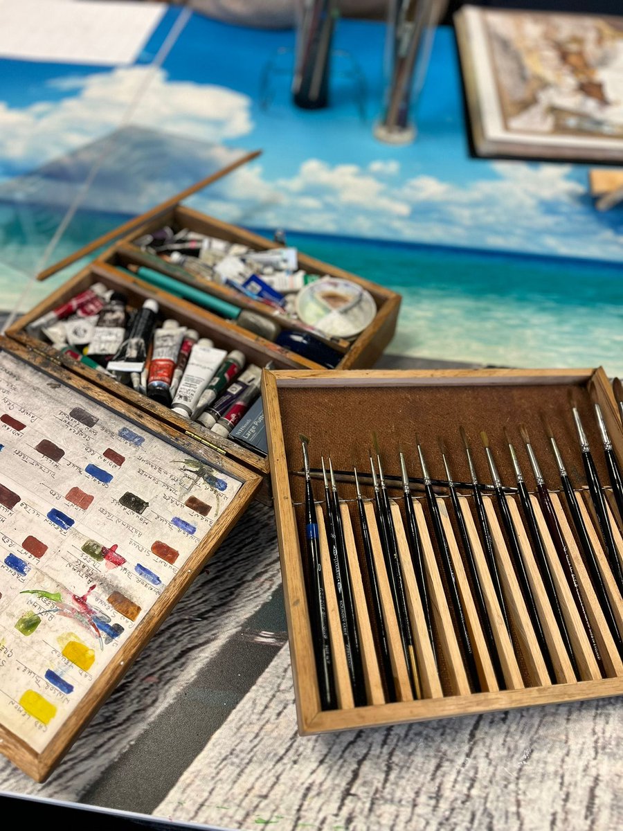 WiganLeighCarer's tweet photo. A few photos from this morning's therapeutic Beginners Grid Drawing Group, expertly led by Alex.
We hope everyone enjoyed the session.
#BeginnersGridDrawing #Carers #CarersRespite #LearnSomethingNew https://t.co/h2irMDqmIj