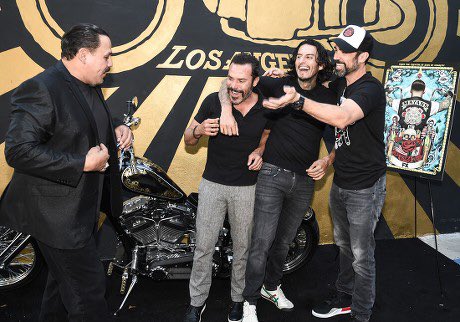 TeamDannyPino's tweet photo. It’s a #DailyDanny with some special @MayansFX appearances. ❤️🖤 #MichaelIrby #EmilioRivera #RichyCabral #MayansMC https://t.co/ssEQdcucJI