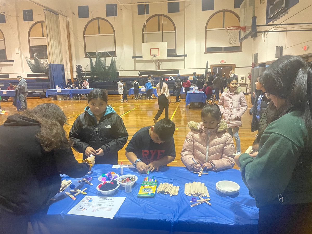 JLevidisPC's tweet image. Great turnout at STEAM Feast!  High engagement from students and their families at all of the different activities that were prepared for them!  Great job to all who helped make this event happen! #PCPride