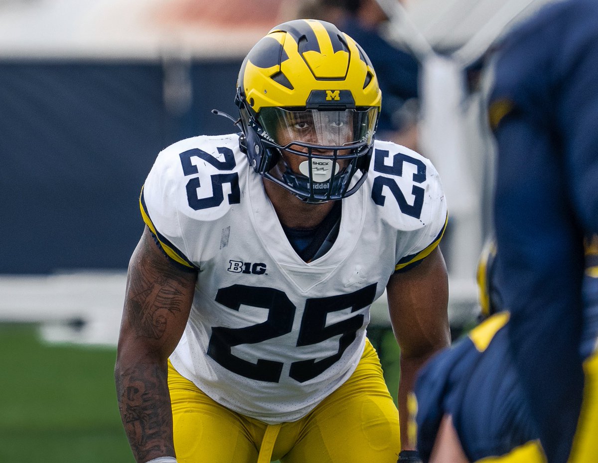 AndrewBuris's tweet photo. My new official Pinned tweet!! Michigan football will win the 2023-2024 National Championship 〽️ https://t.co/hAEAxBnBbb