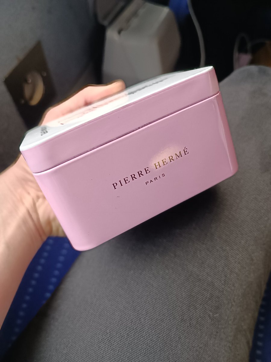 marzena_baron's tweet photo. On the way to the first synchrotron time @esrfsynchrotron @MEx_ESRF this year, many more to come!!! Dear 2023, be kind and sweet with efforts well located and rewarding results!!! Just like this little treat @PierreHerme_FR to make nightshifts more tasty! #postdoclife #labgirl https://t.co/1AkBLjkESh