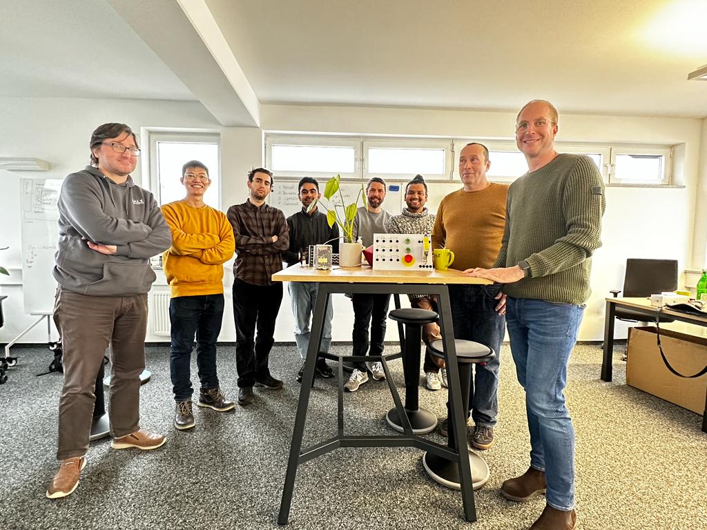 SalzAutomation's tweet photo. Most organizations have transitioned to having employees working from home. Working from home can come with its own challenges, but there are some measures that you can take to care for your own emotional well-being. At SALZ Automation, the measure is the weekly On-Shore Meeting. https://t.co/8rLNeCOEUb
