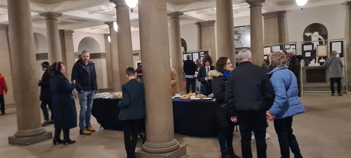 Jen Wall tweet media