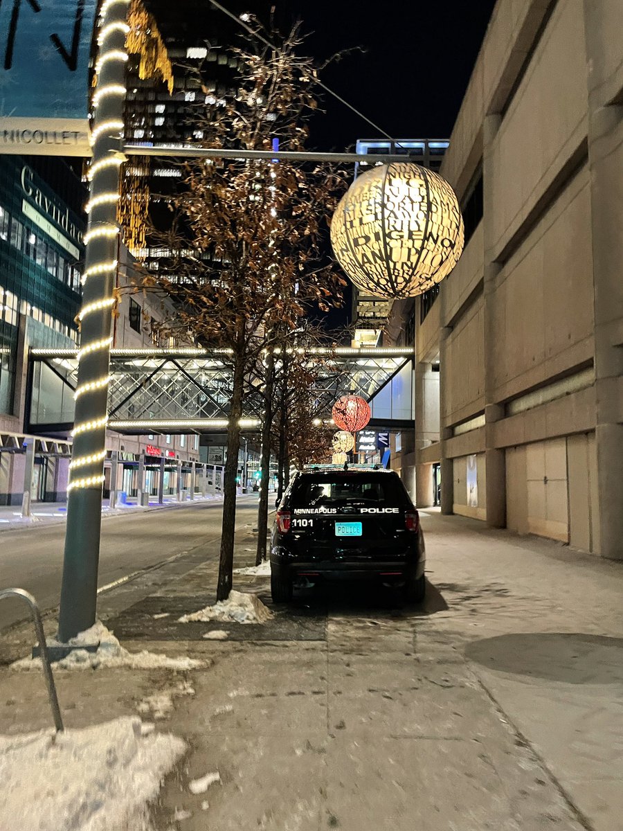 laflaneuse's tweet photo. I walked home from that meeting down Nicollet. MPD sure has a “training issue.” Also a lying issue. Anyone who is here regularly always sees this. https://t.co/Gow8f9mxbg