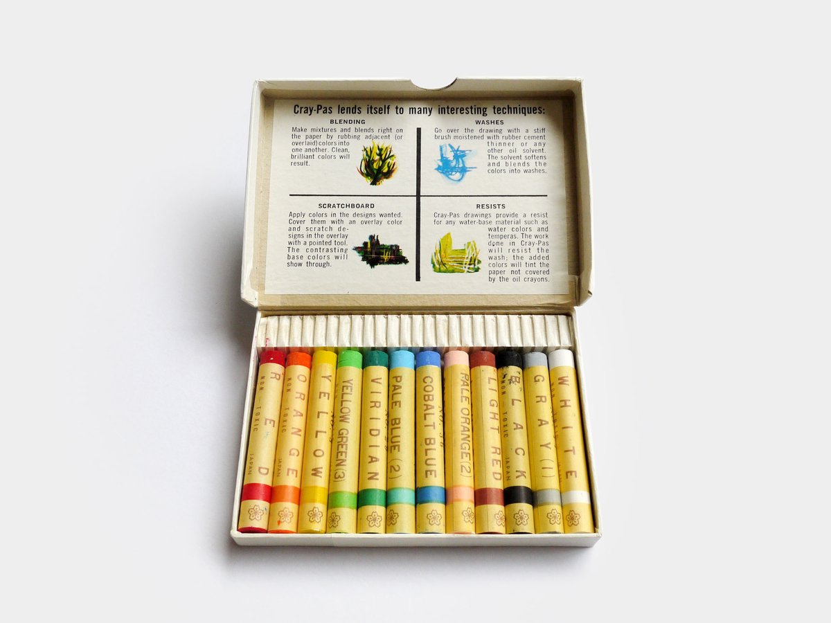 presentcorrect's tweet photo. Impeccable boxes filled with creamy oil sticks/pastels. 1970s originals. https://t.co/SE9Nrrhepd https://t.co/HvNaIwQusQ