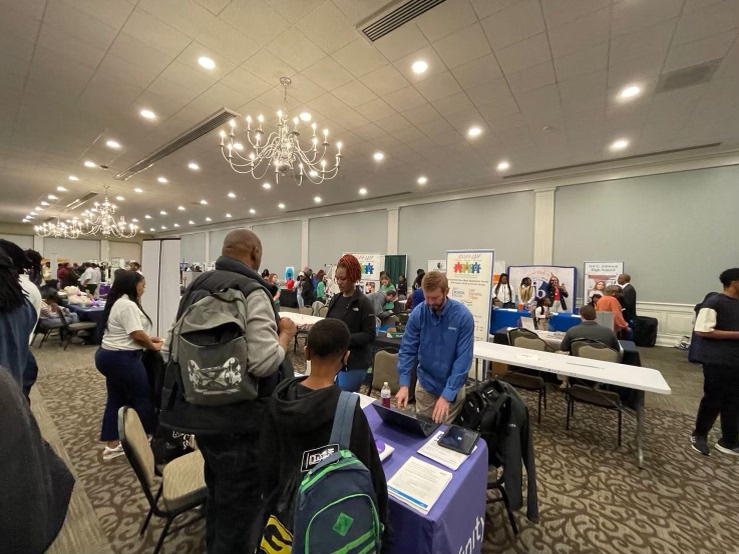 ComcastSouth's tweet image. If you’re at the Student Success Expo &amp;amp; STEM Festival in Savannah, look for Xfinity! Come check out our award-winning products and learn about #InternetEssentials and #ACP. @SCCPSS