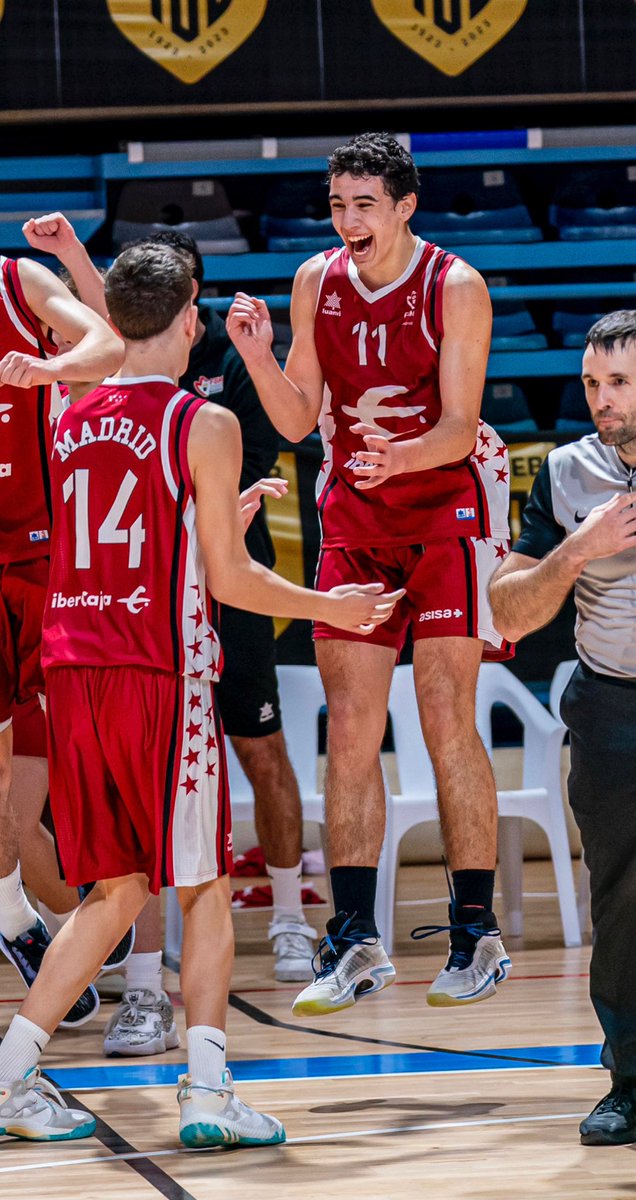 Enhorabuena Juan La pastora, alumno de ESO de nuestro colegio, por ganar junto a la selección de Madrid el Campeonato de España autonómico de categoría cadete con una actuación destacada en la final frente a la selección de Cataluña.