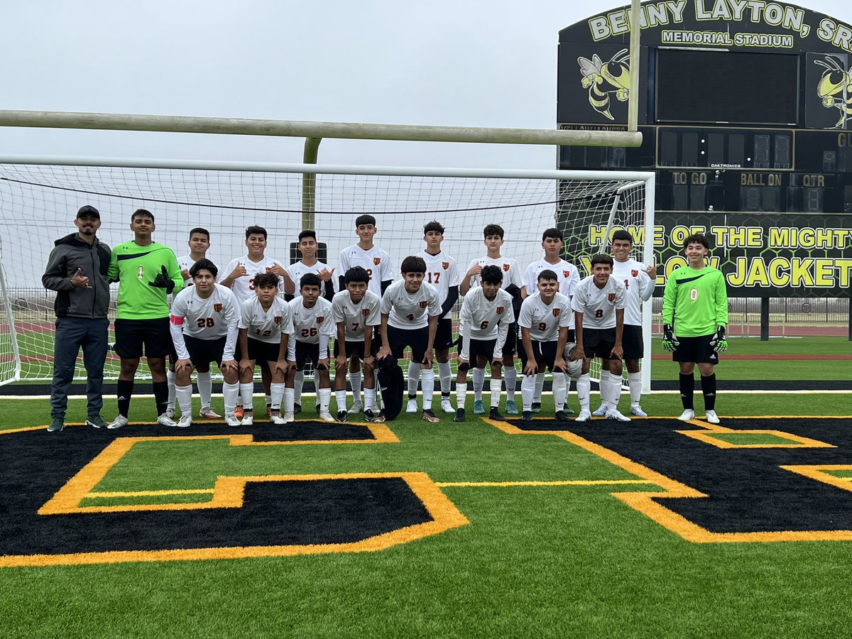 HawkSoccer10's tweet photo. Congratulations to JV Dark for defeating Edcouch Elsa 4-3.
The boys are 4-0 in district play!
Giancarlo Osorio ⚽️⚽️⚽️
Andres Rivas ⚽️
#texasuilsoccer #HCISD #hawksoccer
@LethalSoccer
@HCISD_Athletics
@HarlingenCISD
@HHSSouth https://t.co/qog9bjcbF7