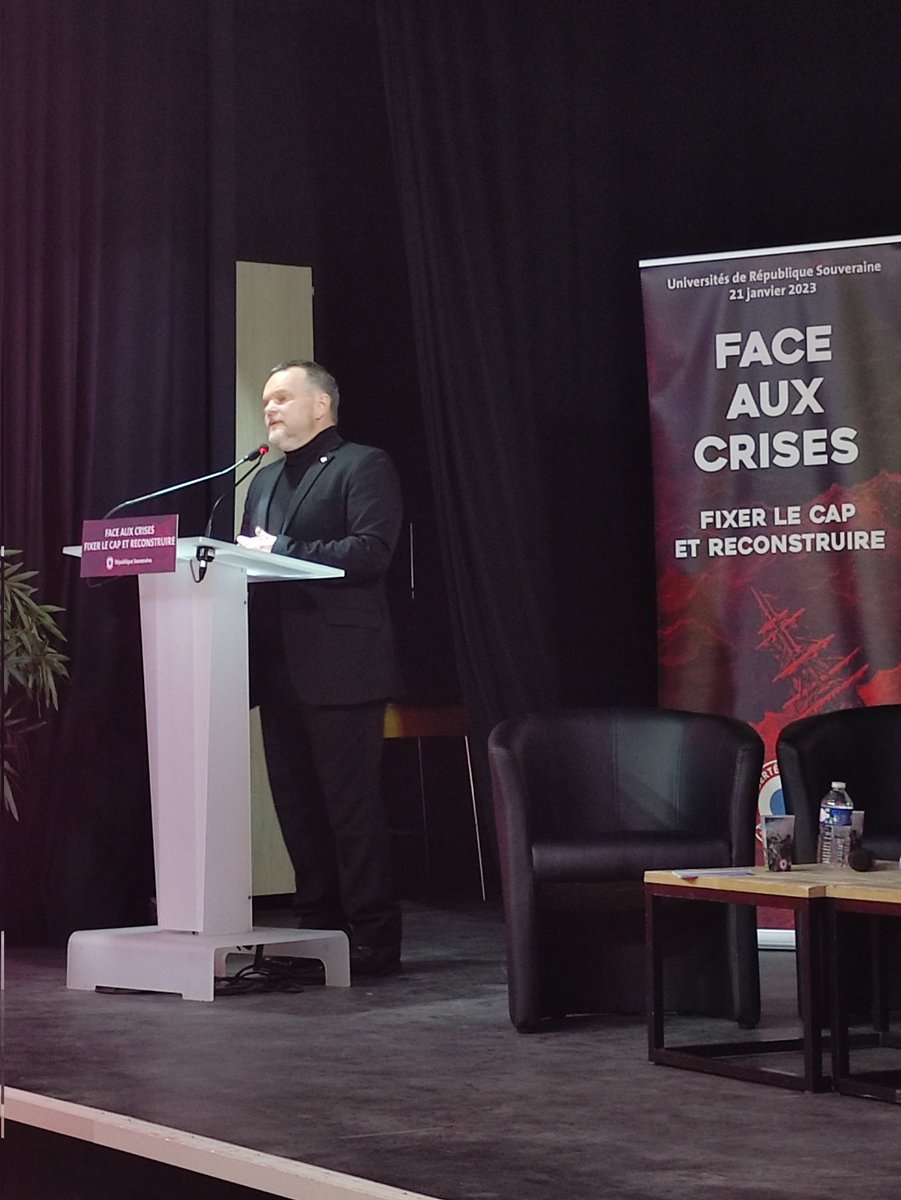 RSouveraine's tweet photo. Discours de clôture de notre université d'hiver, par notre président Georges Kuzmanovic (@Vukuzman). #UHRS2023 https://t.co/VpsS4QcoCq