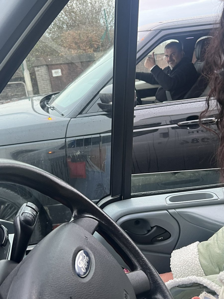 RoystonYouthAct's tweet photo. My day was also made after the game when we pulled up alongside Ange at the traffic lights, waved away at him and he then rolled the window down to chat 😭🥰 What a lovely guy he is! https://t.co/392159WVUs
