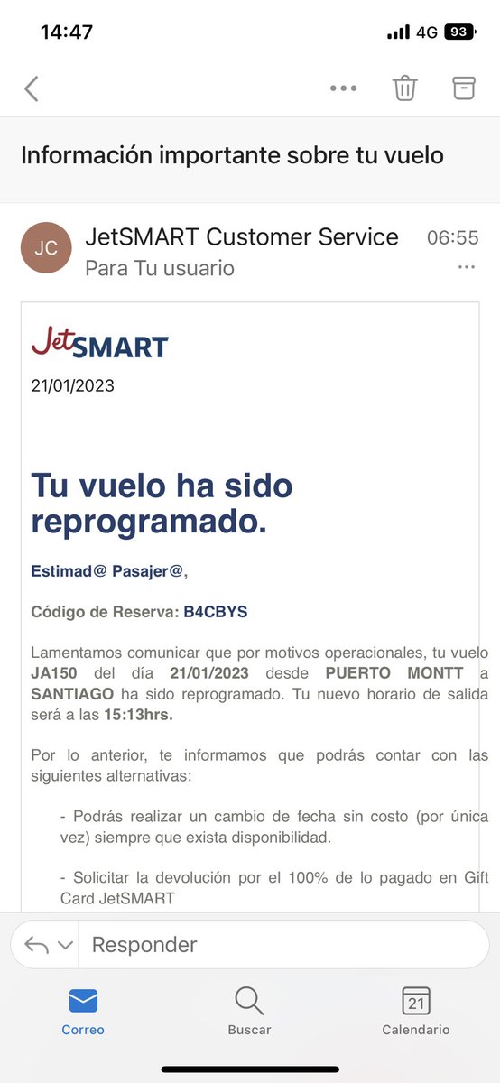 AlmosttParadise's tweet photo. @VuelaJetSMART re programaron el vuelo a las 15:13!! Con solo ticket de comida, pésima experiencia. Y lleva media hora más !!! De retraso… necesito solución!! Ahora a 15:42..???? https://t.co/0sk5OkxKbQ