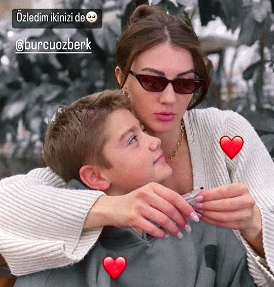 SabyLr's tweet photo. النظرات 🥹🤍
#BurcuÖzberk || #BurCan https://t.co/OupVk5ccJF