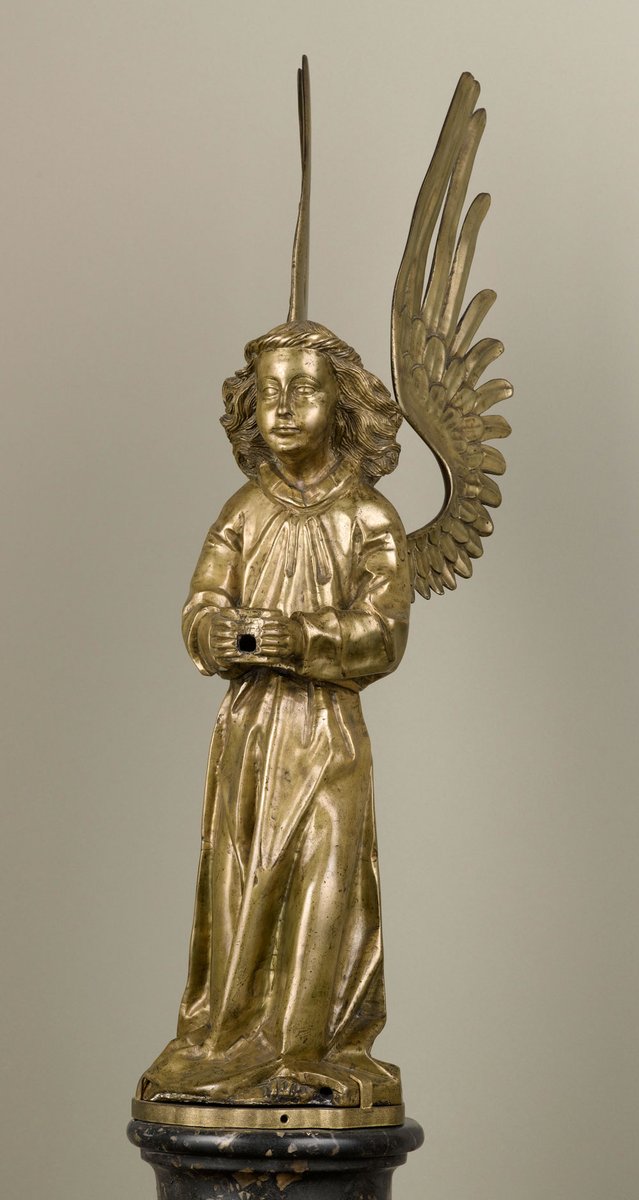 [#WorkOfTheDay]

Statuette : light-bearing angel (c. 1400 - 1500)

📍 Richelieu Wing, Room 506
More info here 👉 bit.ly/3GSxBo7

#DecorativeArts