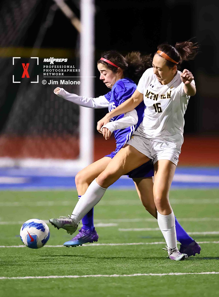 JimMalonePhotos's tweet photo. View #Maxpreps Images from 1/18/23 of #SCVAL Women's #Varsity #Soccer Match between #LosAltosHS & #MtnViewHS by using the link:
https://t.co/0YcumIm1oX
@CoachPanos @LosAltosAth @MtnViewAth @MaxPreps #JimMalonePhotos https://t.co/mEbmdc45TM