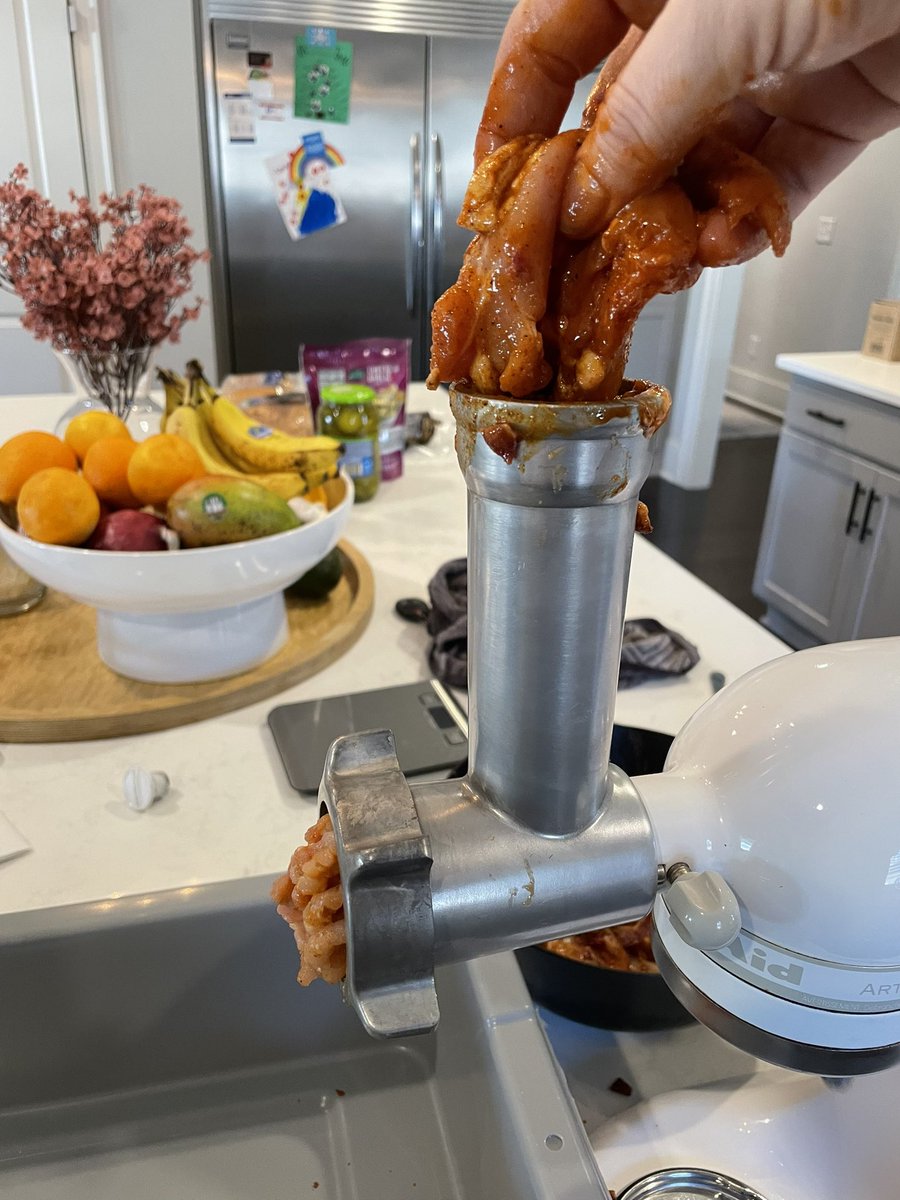 BaconGuRoux's tweet image. Making up some #NashvilleHotChicken sausage to throw on the smoker 

#NashvilleHot #HotChicken