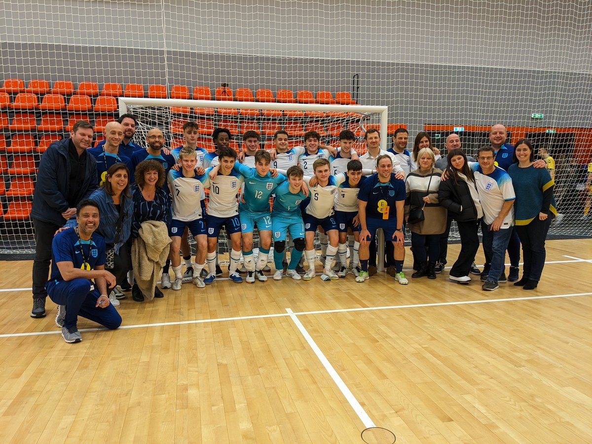 England Futsal tweet media