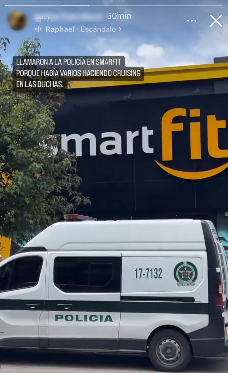 giosoyhernandez's tweet photo. CLARAmente es Smartfit Lourdes 🤣 https://t.co/qZb2DsbjfZ