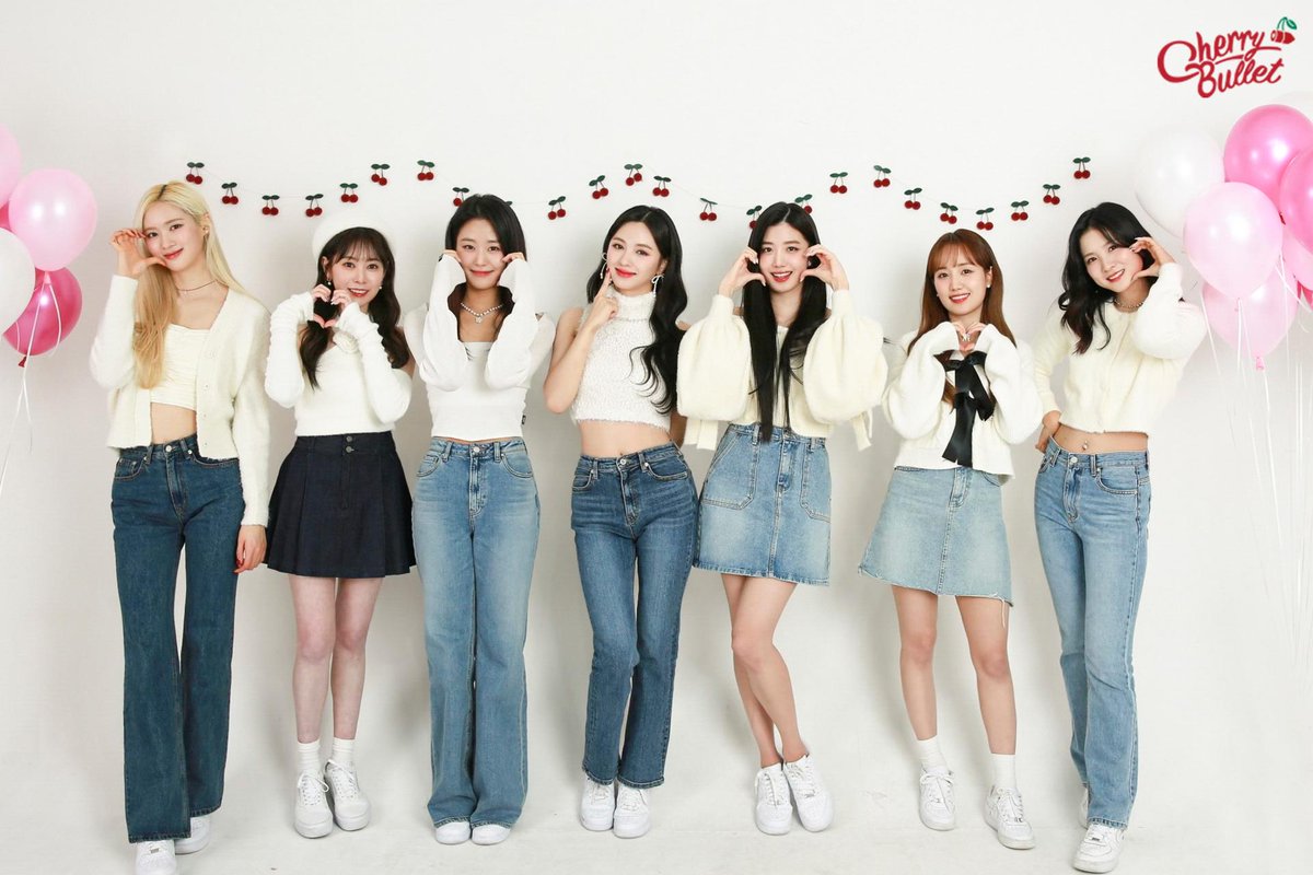 uzooo_c's tweet photo. happy cherry bullet day 🍒❤

#CherryBullet #체리블렛 #체리블렛데뷔4주년 #CherryBullet_4th_Anniversary https://t.co/UuAgQ3BWh6