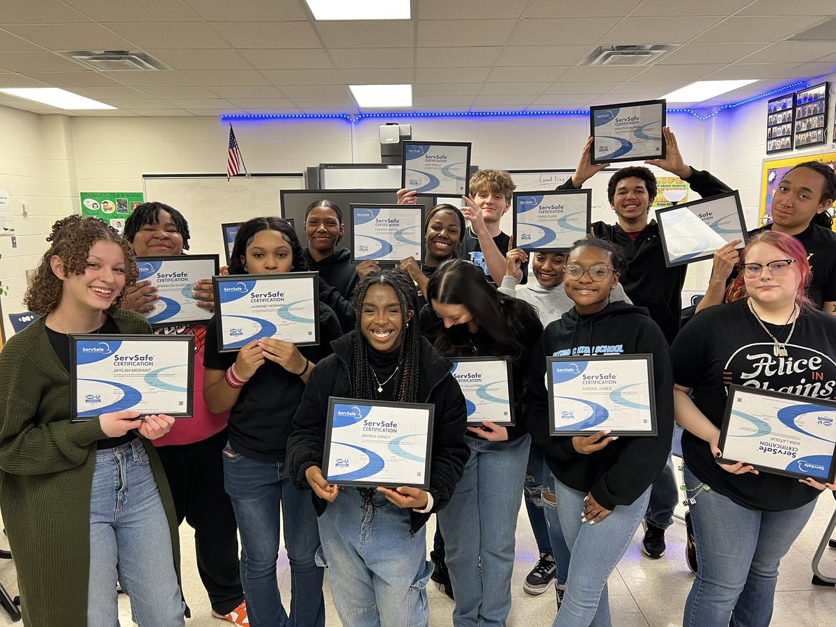 Our theme this year is “Raise Your Bar” and thanks to <a href="/myVRLTA/">VRLTA</a> <a href="/jimwilsonRVA/">jimwilsonRVA</a> <a href="/VAProStart/">Virginia ProStart</a>  26 of our <a href="/PotomacCulinary/">Potomac Culinary</a>  students passed the servsafe mangers exam. We are filling up the wall. @PwcsSpecialty <a href="/high_potomac/">Potomac Senior High School</a>