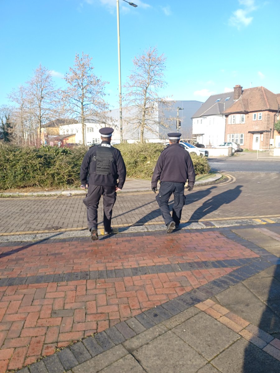 #on the beat. Stop and say hi #eastendroad
#letsbuildbridges